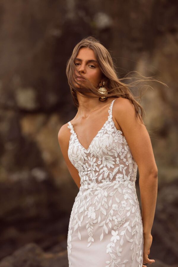 Madi Lane Jenna. Ivory.Mocha. Size 14 Perfect Daze Bridal 3