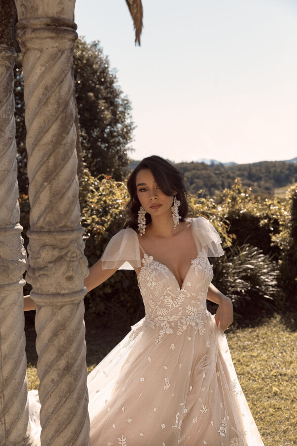 Madi Lane Bonnie Ivory/Mocha Size 16 Perfect Daze Bridal 3