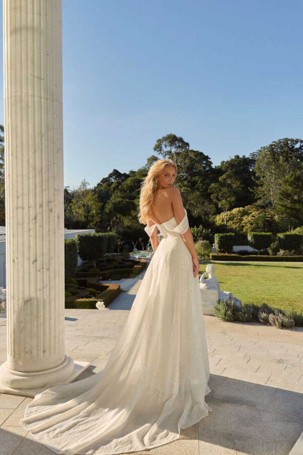 Madi Lane Durie. Ivory/Sand. Size 18 Perfect Daze Bridal 5